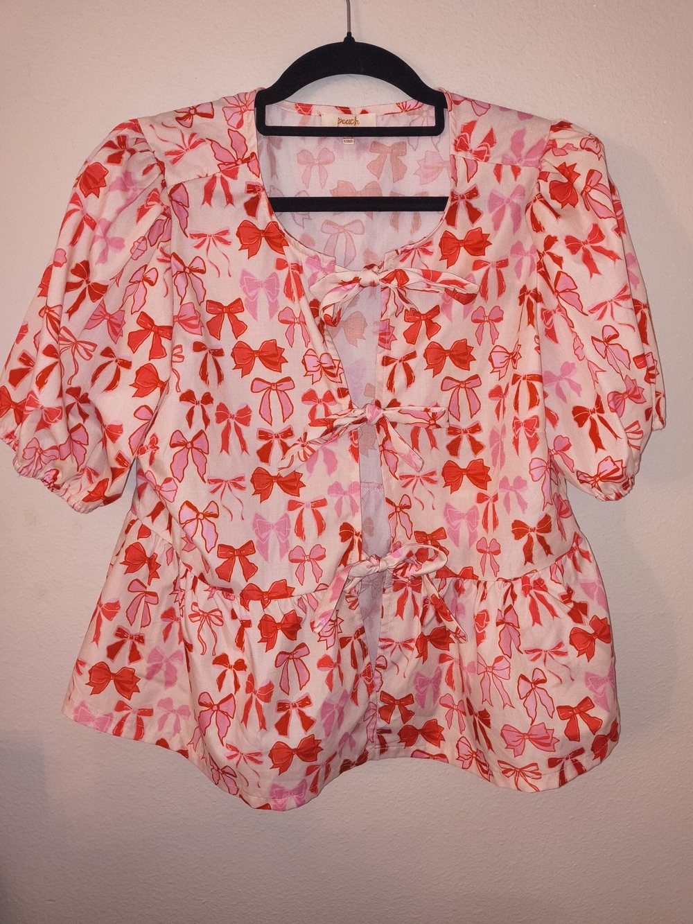 Peach Couture Pink and Red Bow Print Puff Sleeve Top